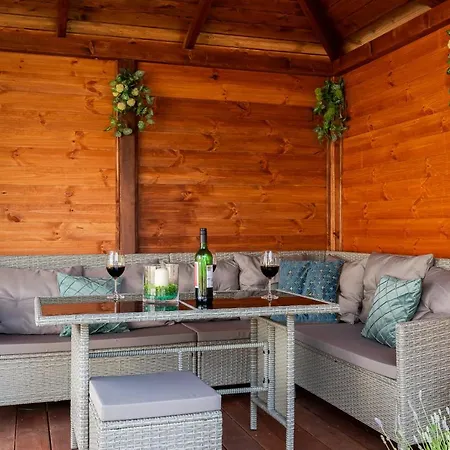 Apartamentypodcisemdeluxe Kudowa-Zdrój